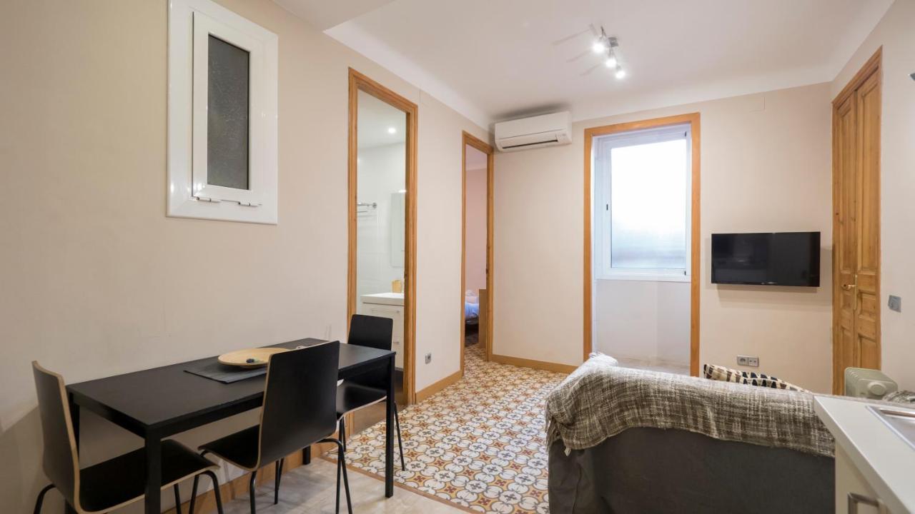 Acogedor Apartamento De 2 Dormitorios برشلونة المظهر الخارجي الصورة