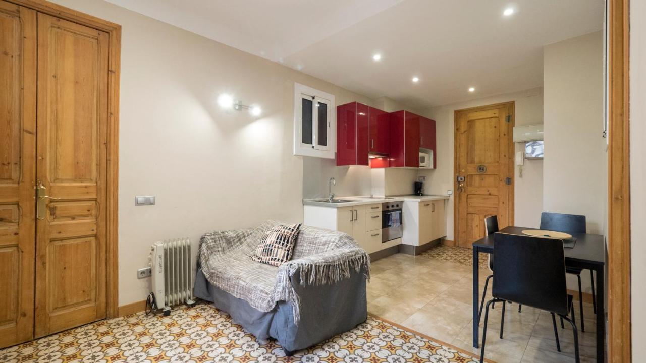 Acogedor Apartamento De 2 Dormitorios برشلونة المظهر الخارجي الصورة