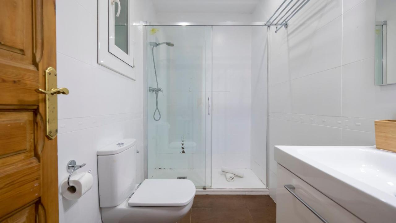 Acogedor Apartamento De 2 Dormitorios برشلونة المظهر الخارجي الصورة